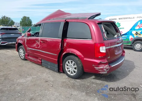 2016 Chrysler Town & Country Touring from USA, damaged, VIN 2C4RC1BG7GR159211